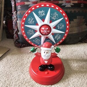 Gemmy Good Christmas Song Spinner Motion Decor. Works!!